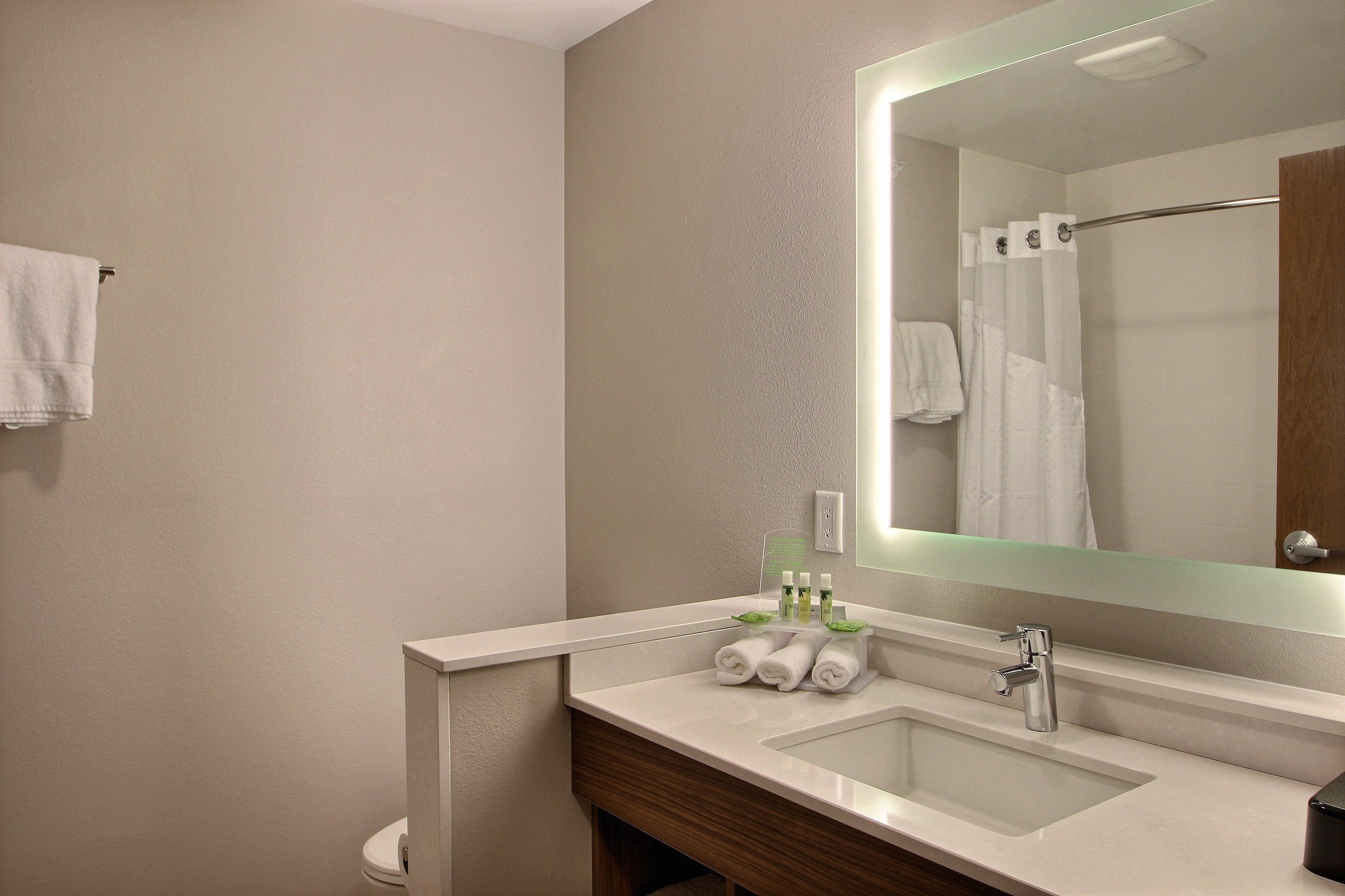Holiday Inn Express & Suites Fond Du Lac By Ihg Exteriör bild